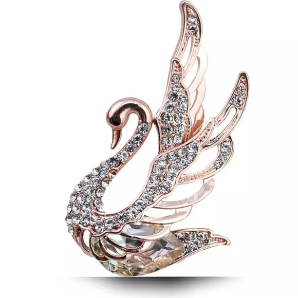 Rhinestone and Creative Crystals Swan Brooch - Picture 1 of 3